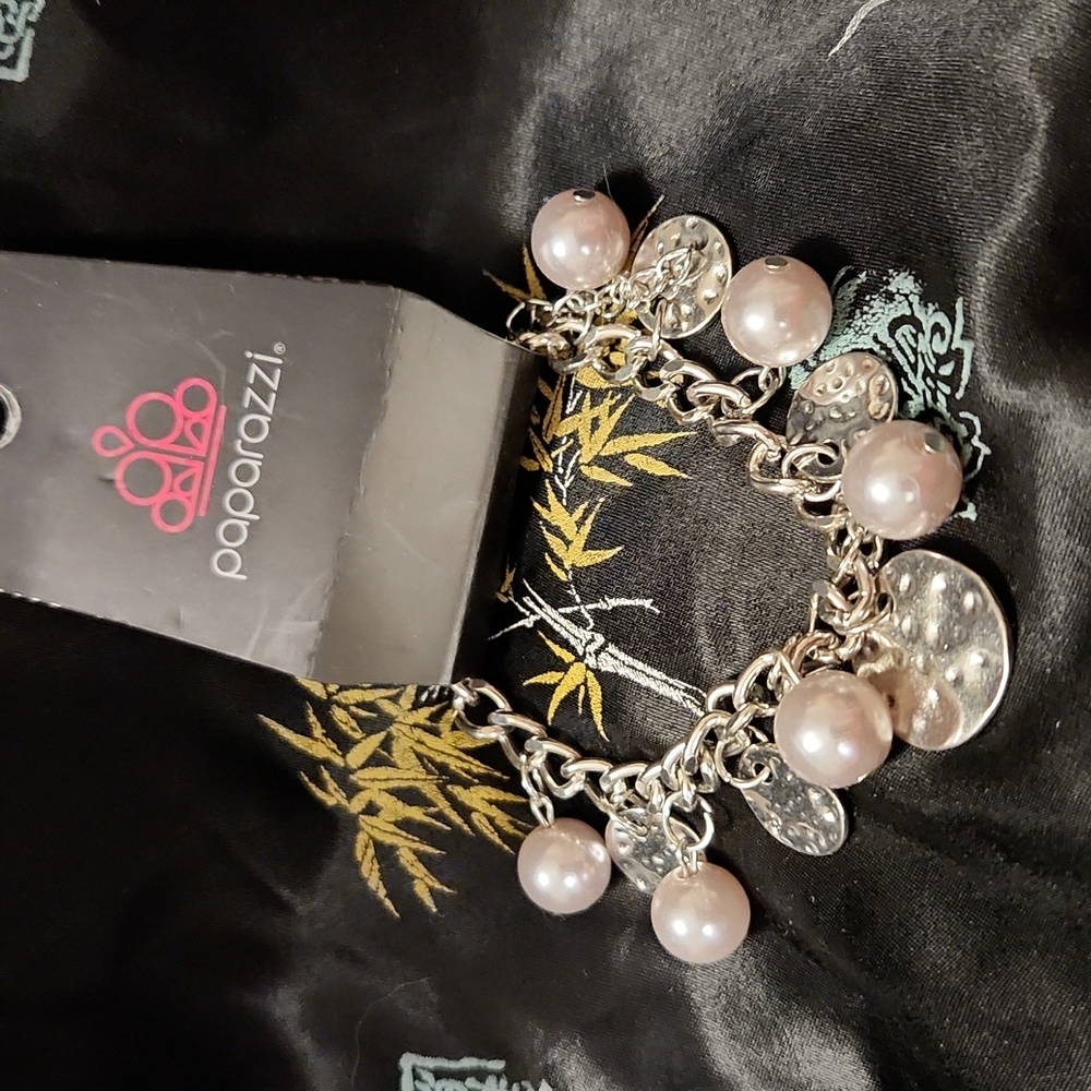 Paparazzi Grey Pearl Bracelet